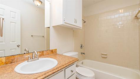 5621 Brent Drive Haltom City TX 76148