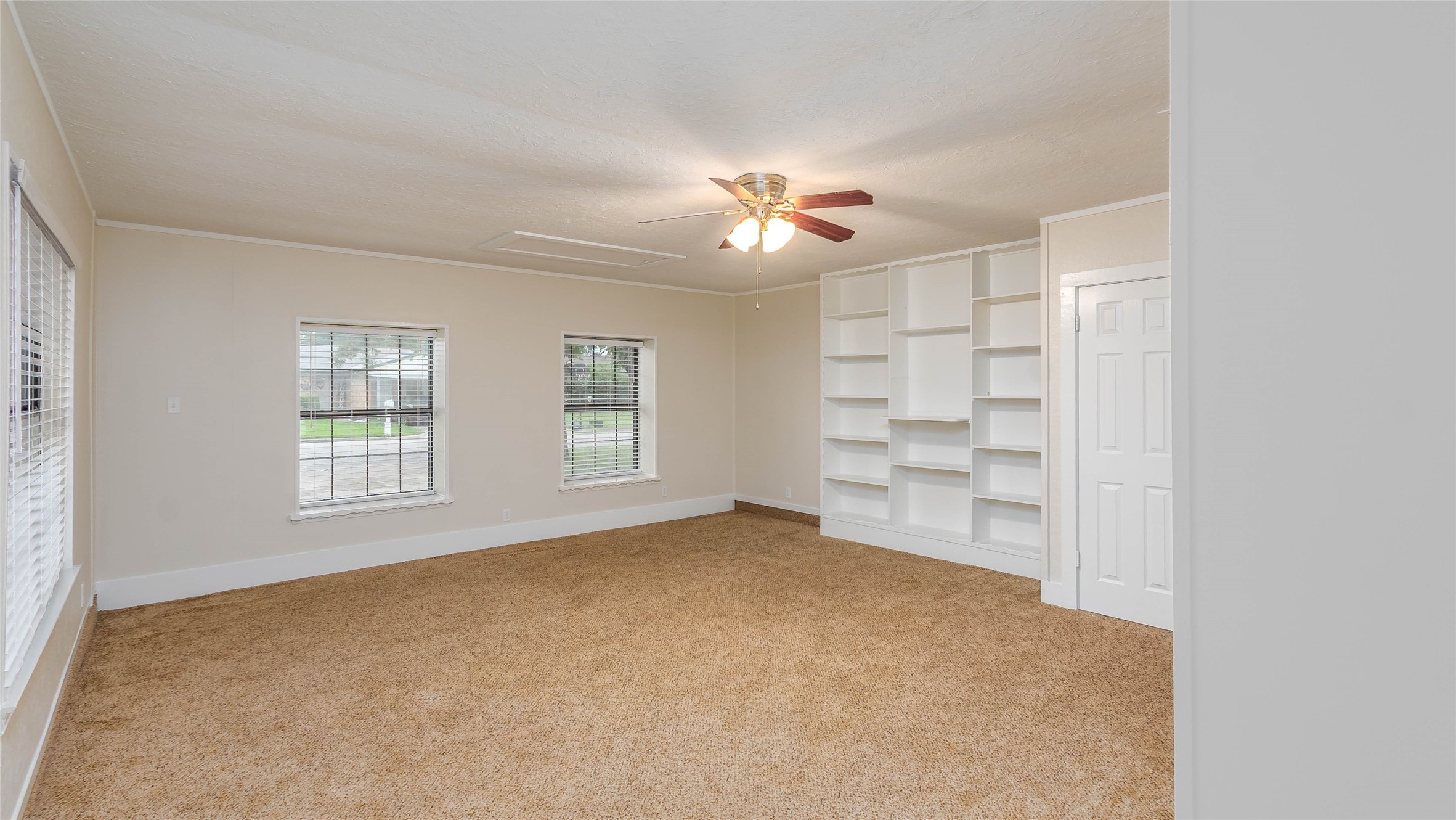 5621 Brent Drive Haltom City TX 76148
