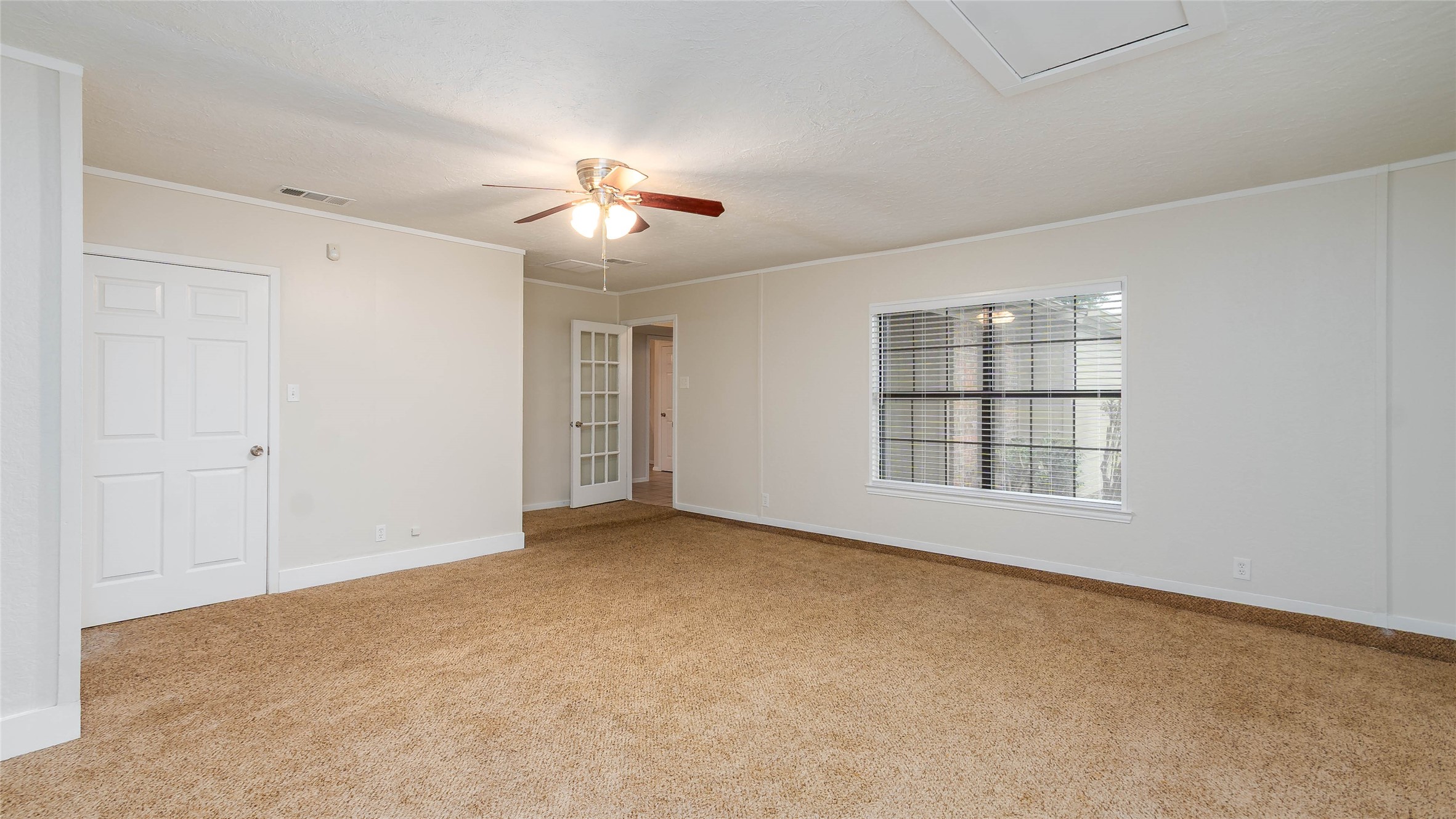 5621 Brent Drive Haltom City TX 76148