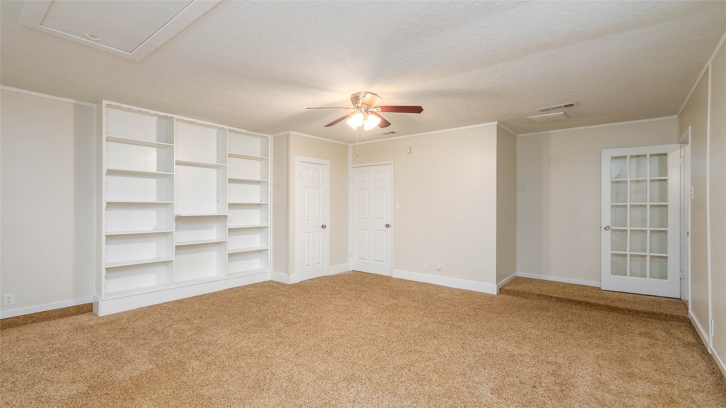 5621 Brent Drive Haltom City TX 76148