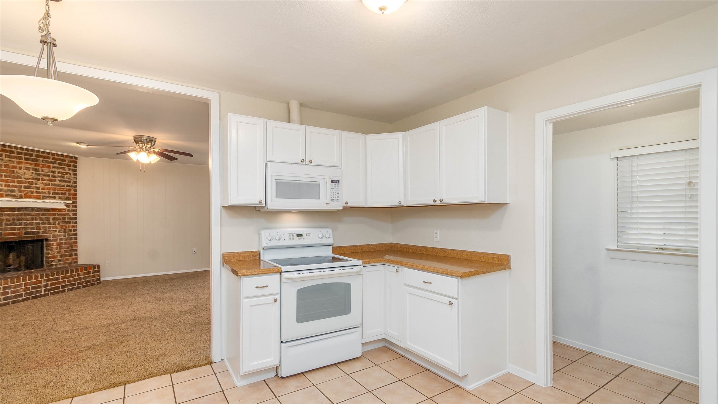 5621 Brent Drive Haltom City TX 76148