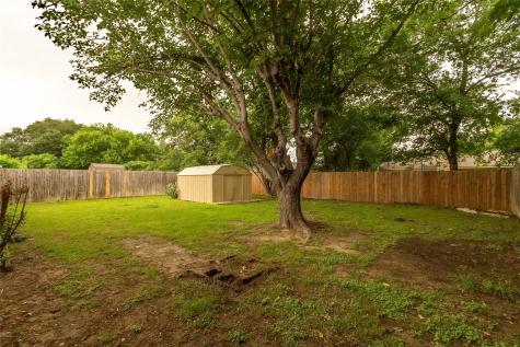 5621 Brent Drive Haltom City TX 76148