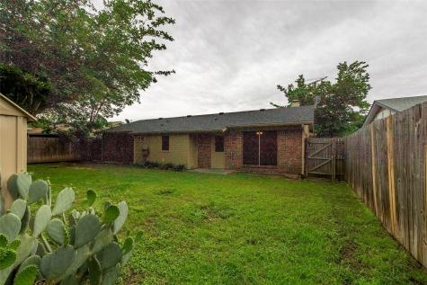 5621 Brent Drive Haltom City TX 76148