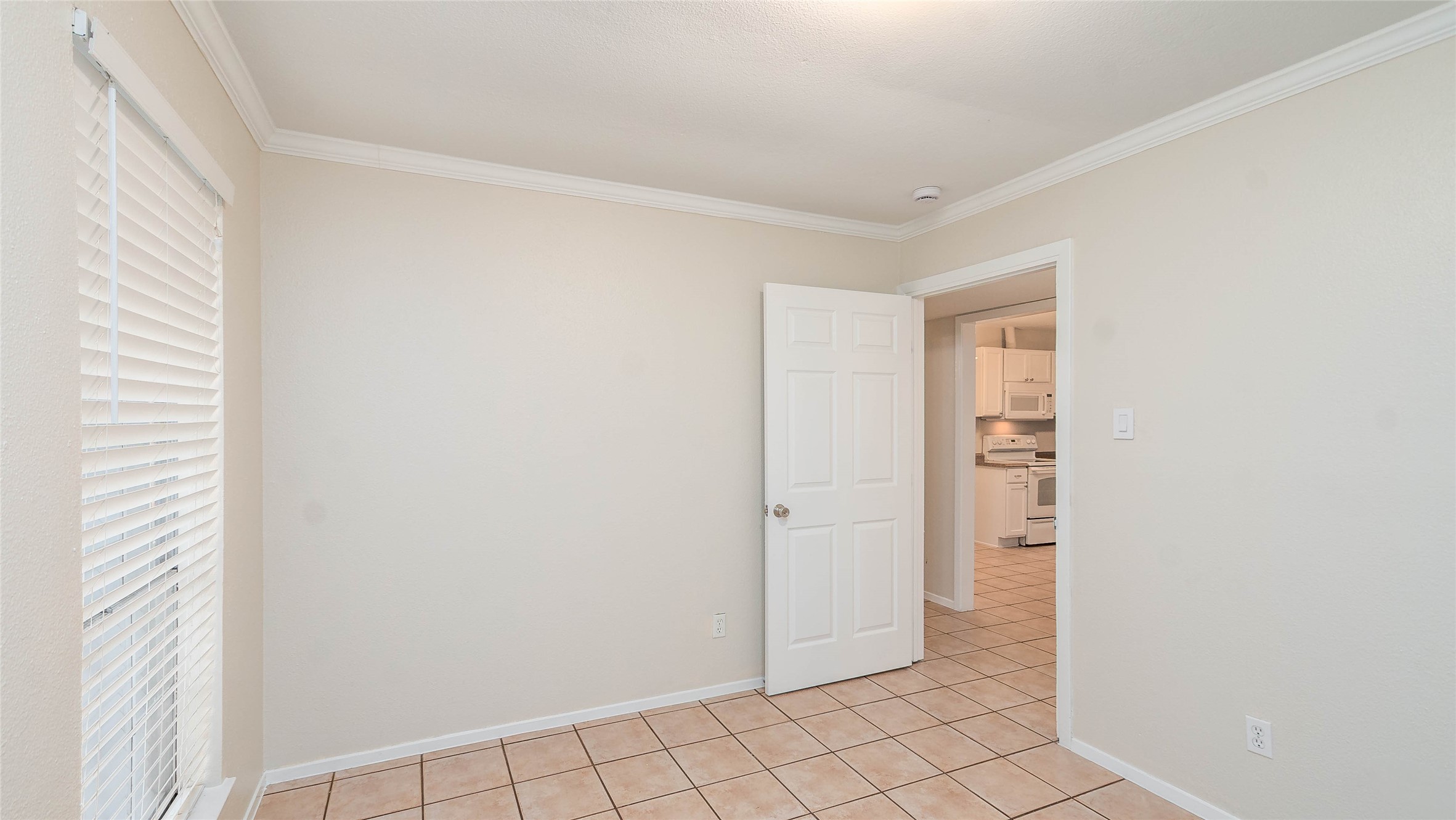 5621 Brent Drive Haltom City TX 76148
