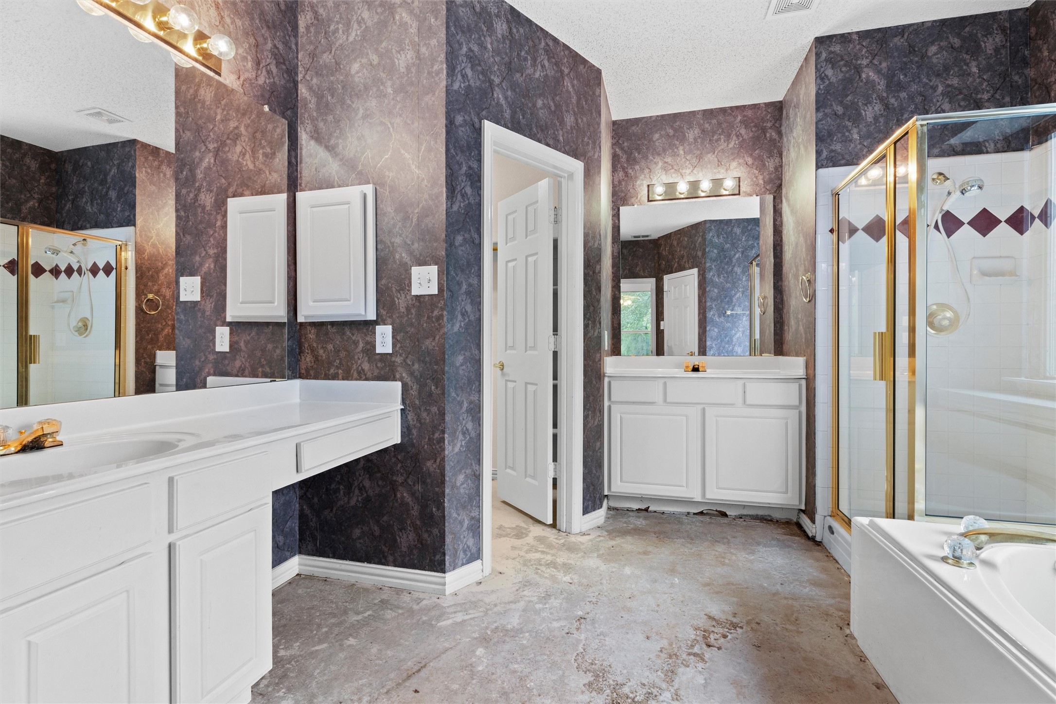 5724 Chelmsford Trail Arlington TX 76018