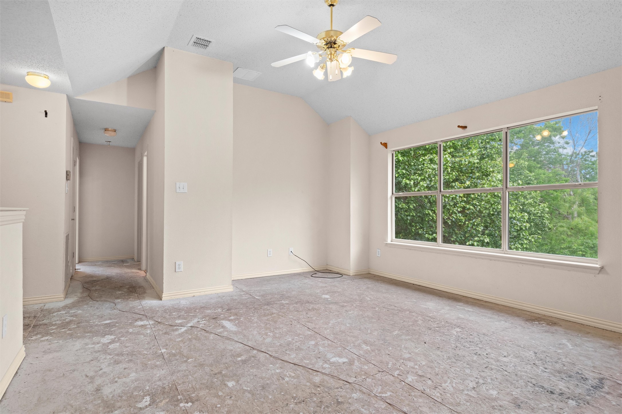 5724 Chelmsford Trail Arlington TX 76018