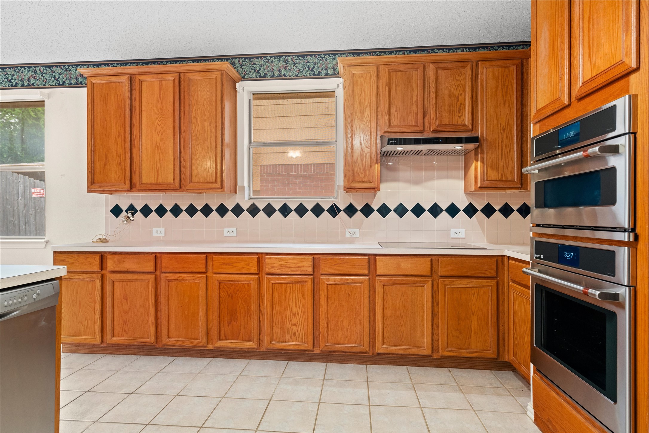 5724 Chelmsford Trail Arlington TX 76018