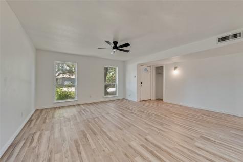 2103 Highbury Road Carrollton TX 75007