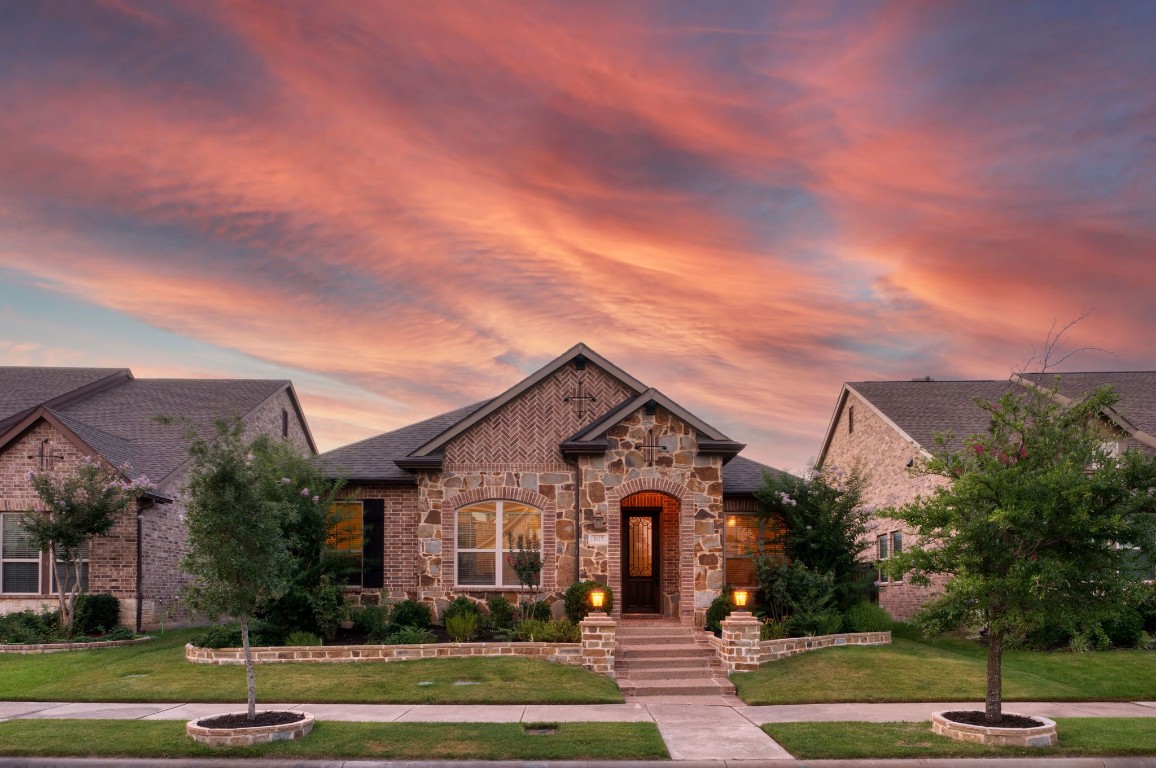 1017 Ivy Charm Way Arlington TX 76005
