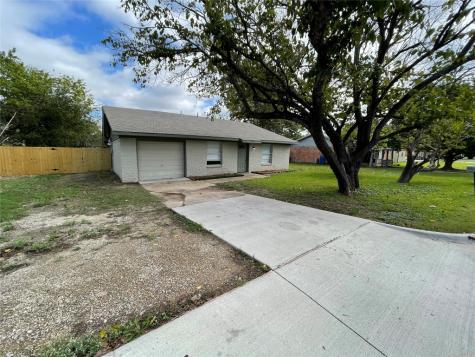 128 N Jessup Street Alvarado TX 76009