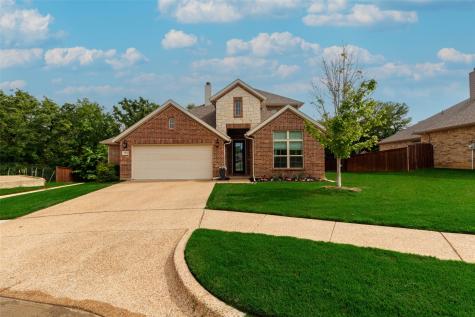3834 Pine Valley Lane Arlington TX 76001