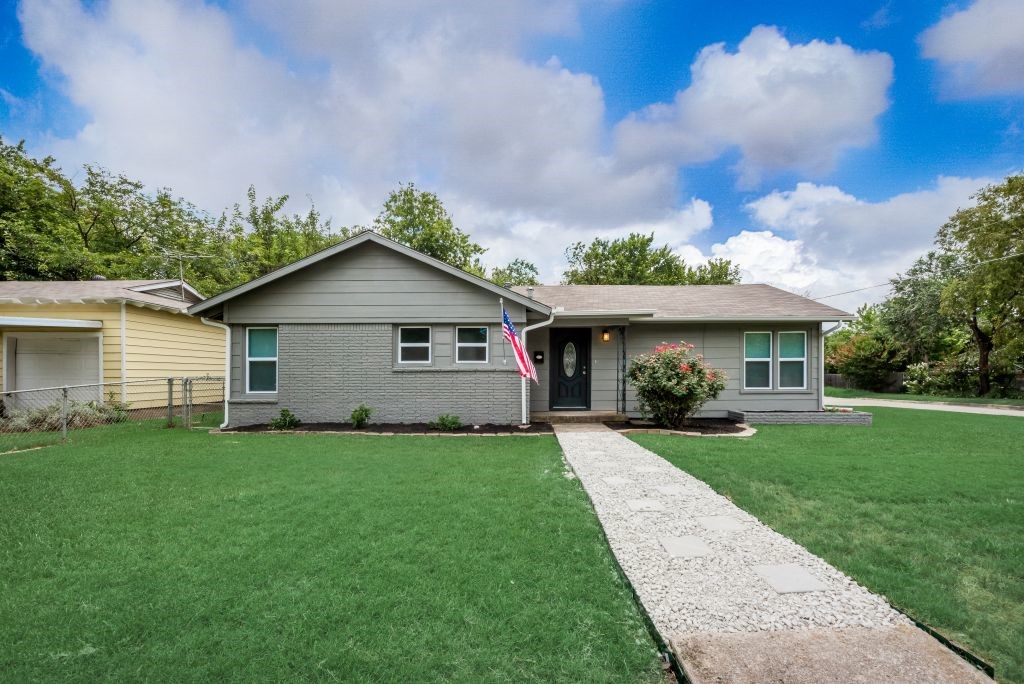 5300 Nadine Drive Haltom City TX 76117