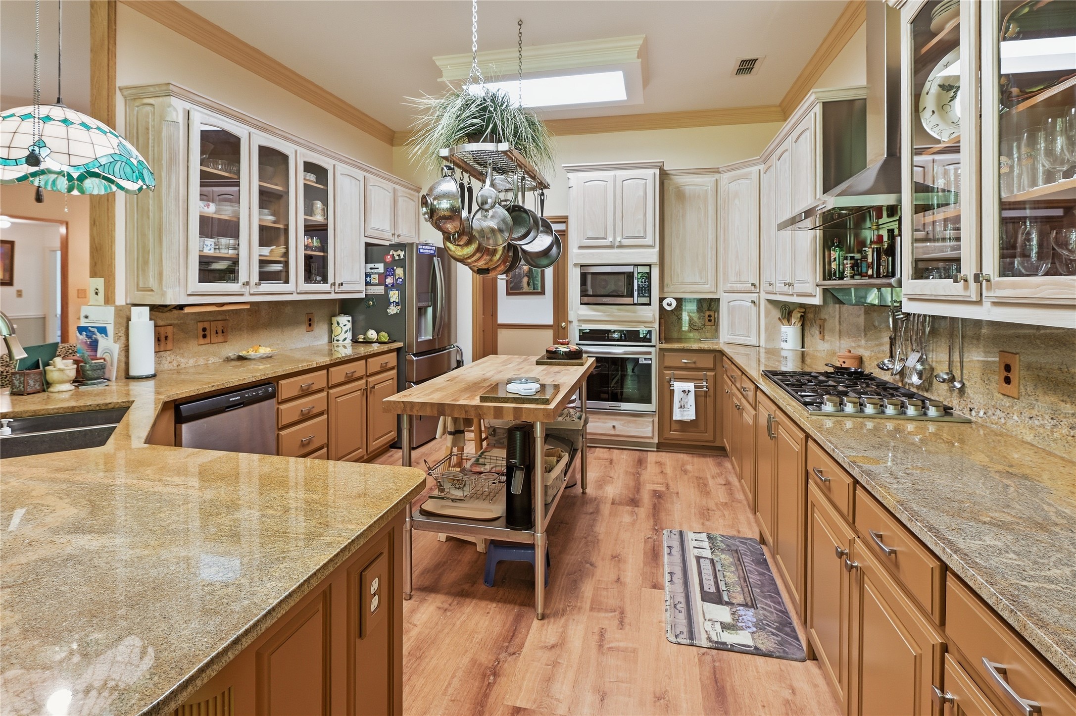 6008 Nutcracker Drive Granbury TX 76049
