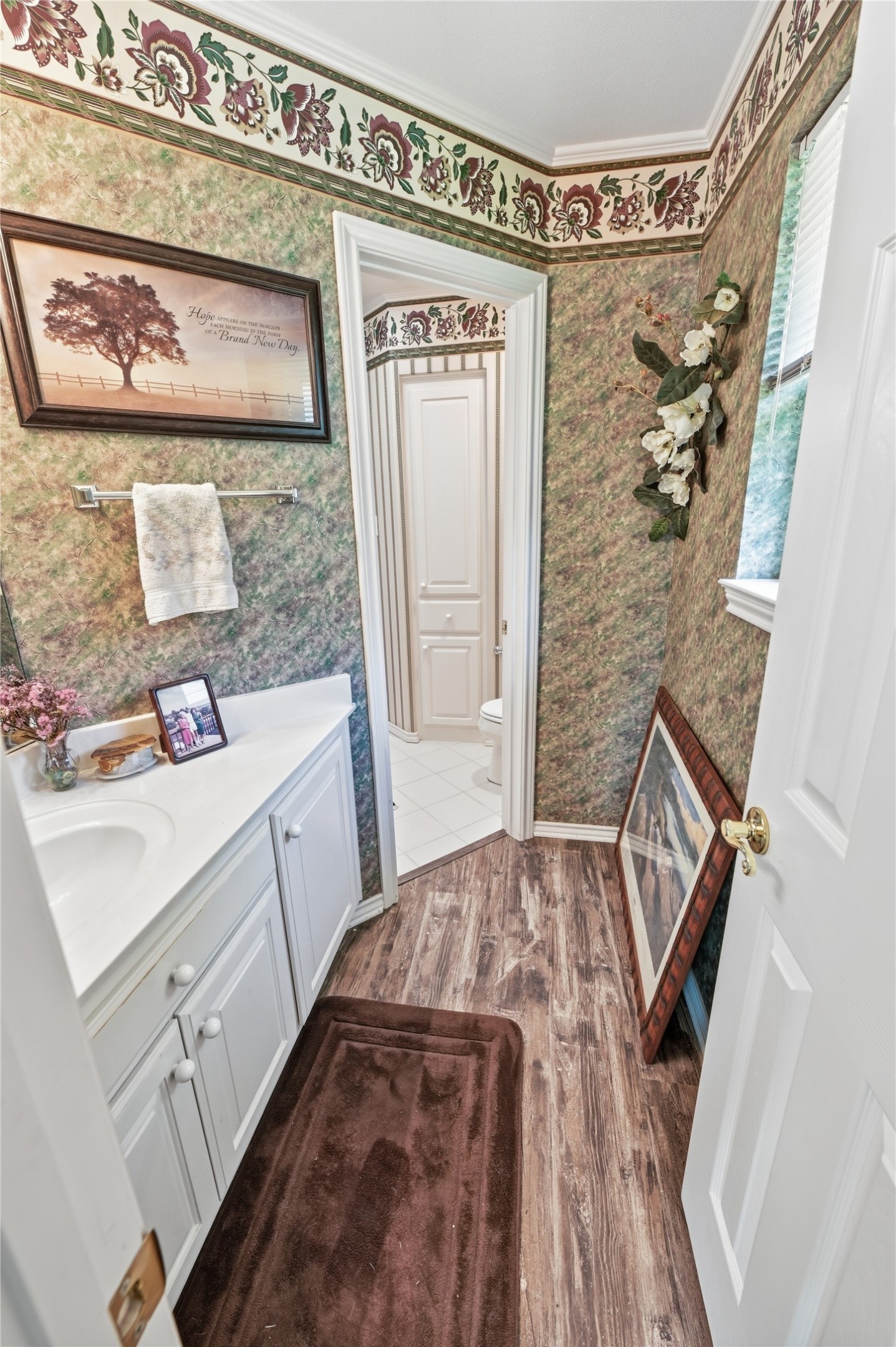 6008 Nutcracker Drive Granbury TX 76049