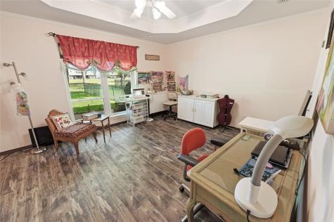 6008 Nutcracker Drive Granbury TX 76049