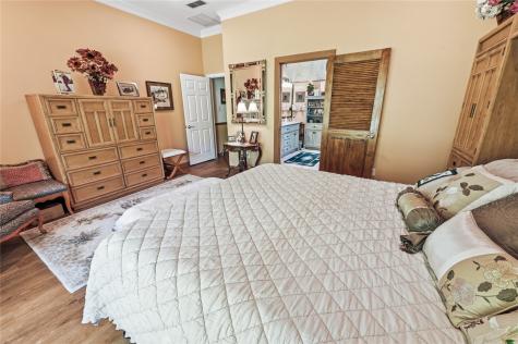 6008 Nutcracker Drive Granbury TX 76049