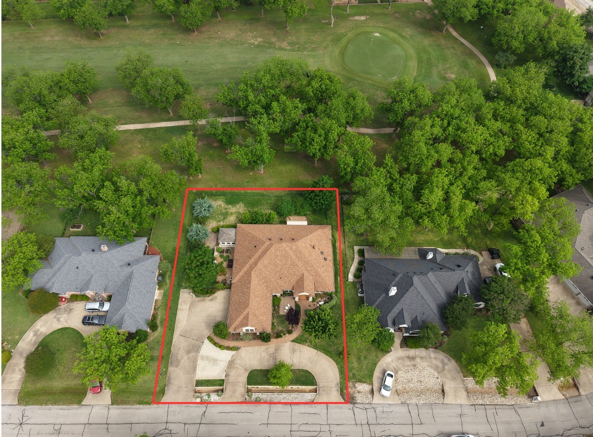 6008 Nutcracker Drive Granbury TX 76049