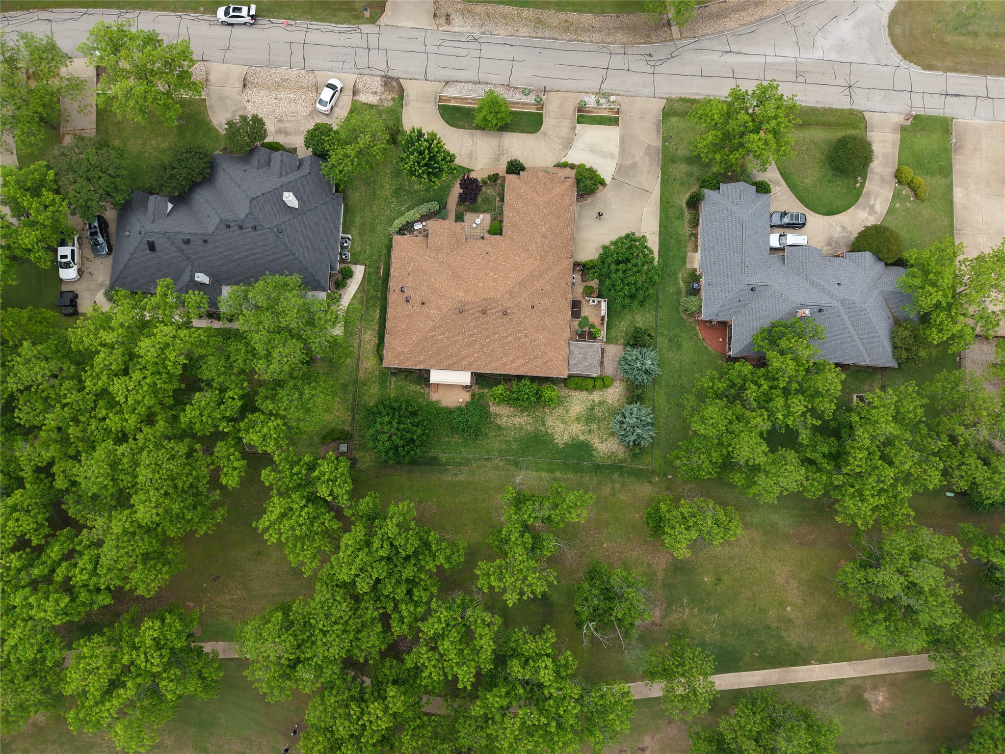 6008 Nutcracker Drive Granbury TX 76049