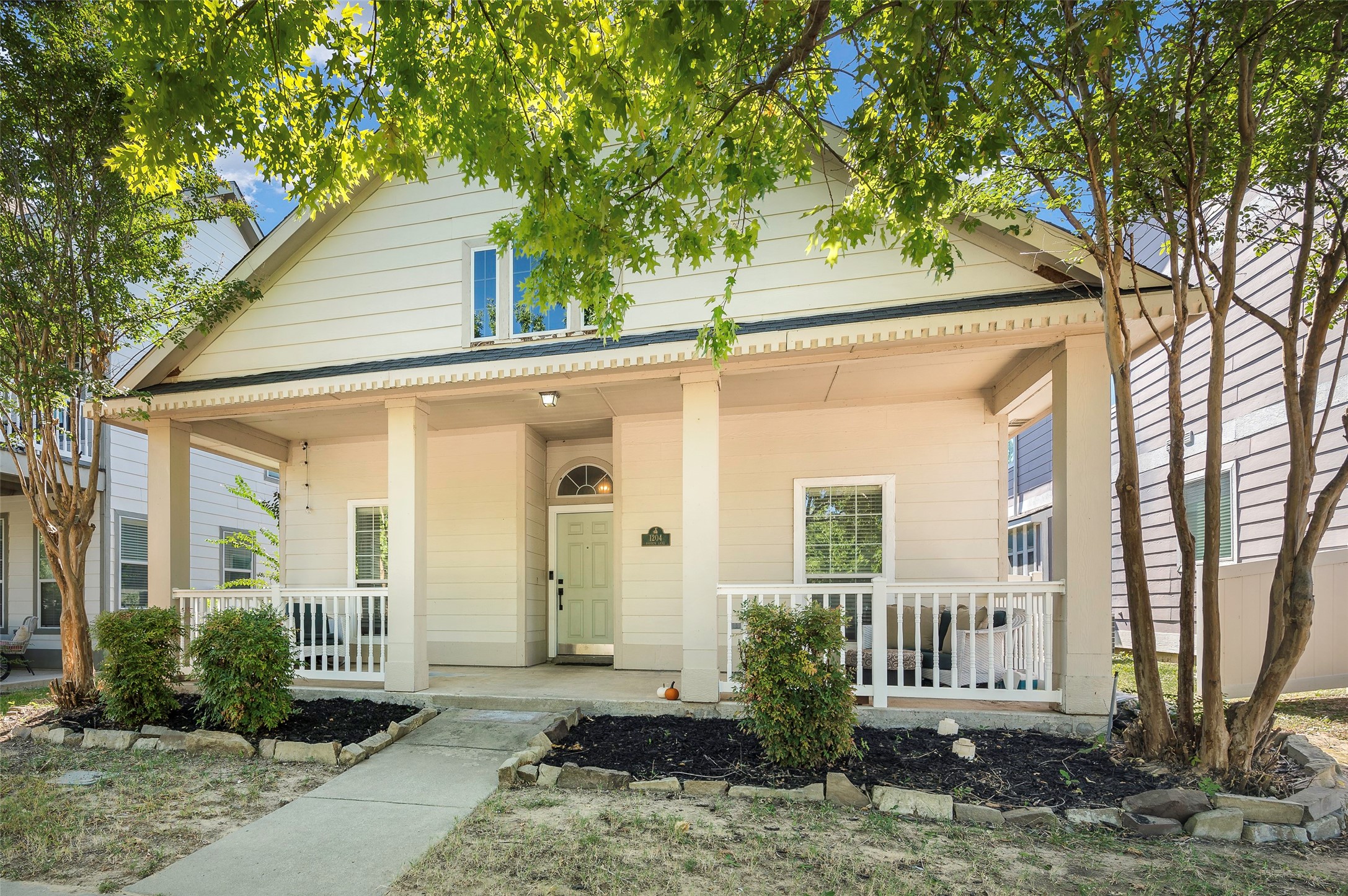 1204 Hayden Lane Savannah TX 76227