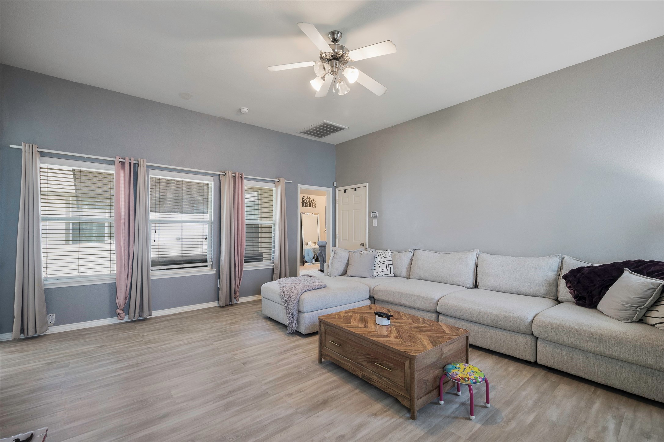 1204 Hayden Lane Savannah TX 76227