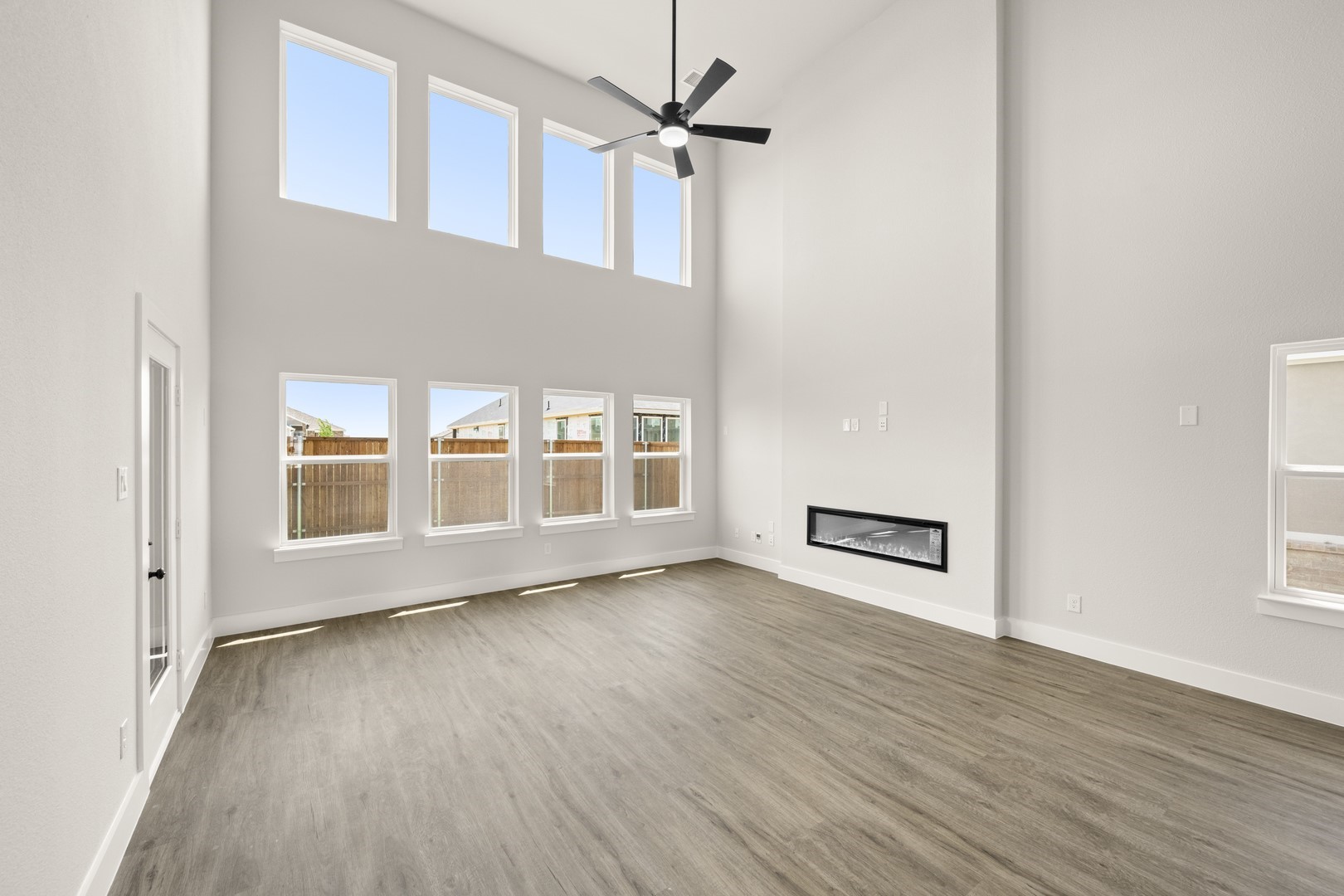 1724 Nesting Robin Lane Denton TX 76249