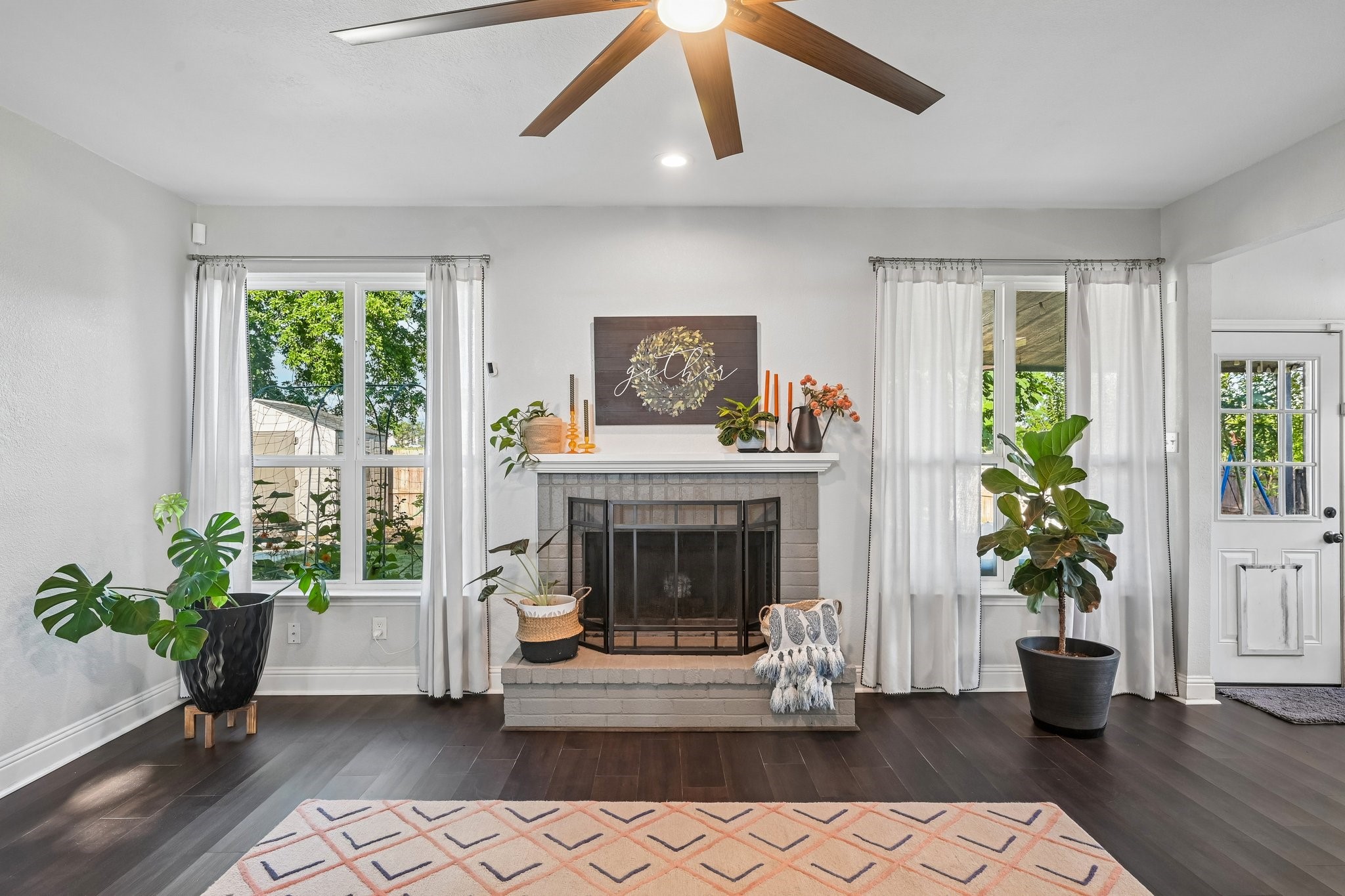 5100 Redwater Drive Arlington TX 76018