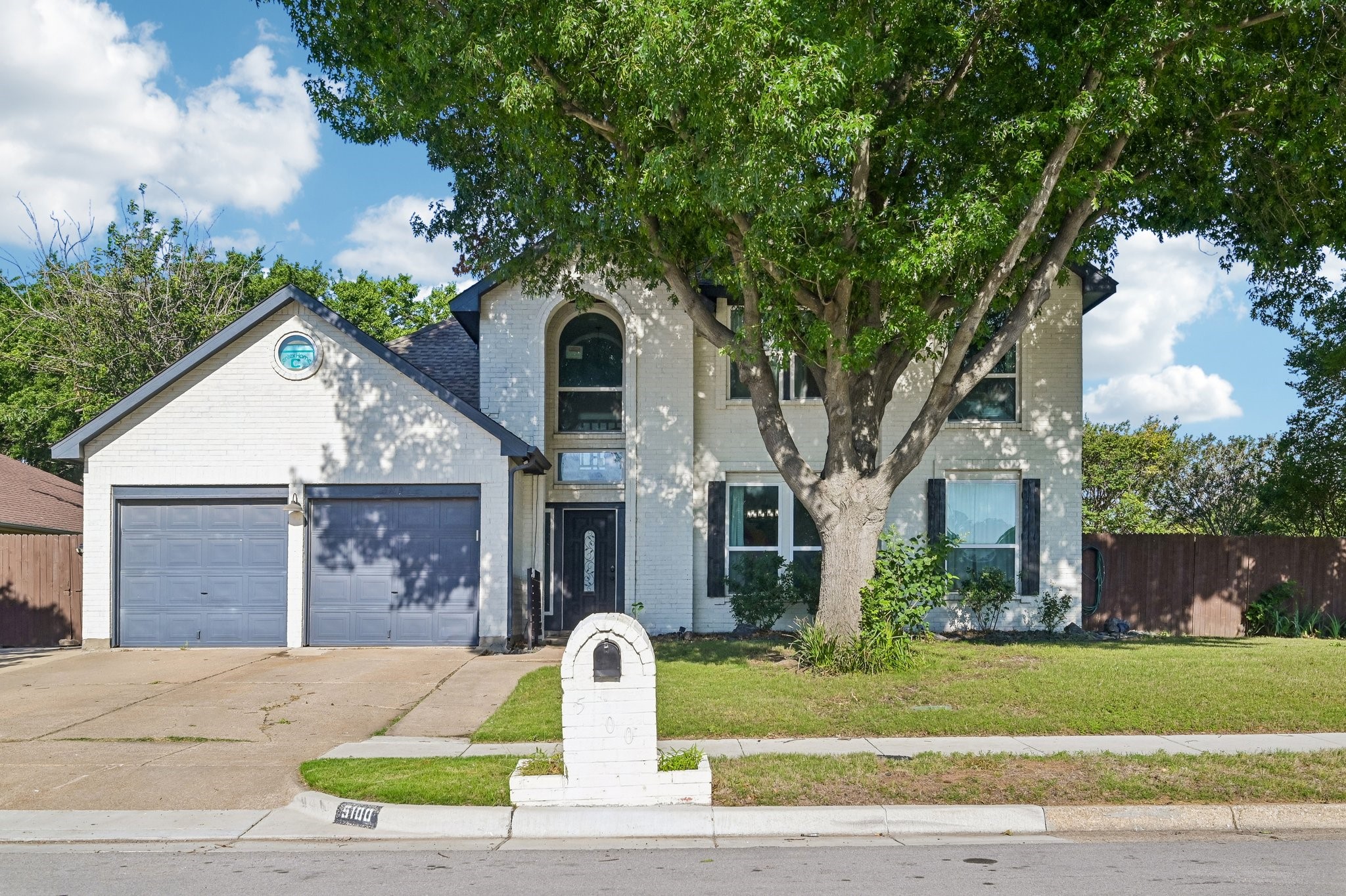 5100 Redwater Drive Arlington TX 76018