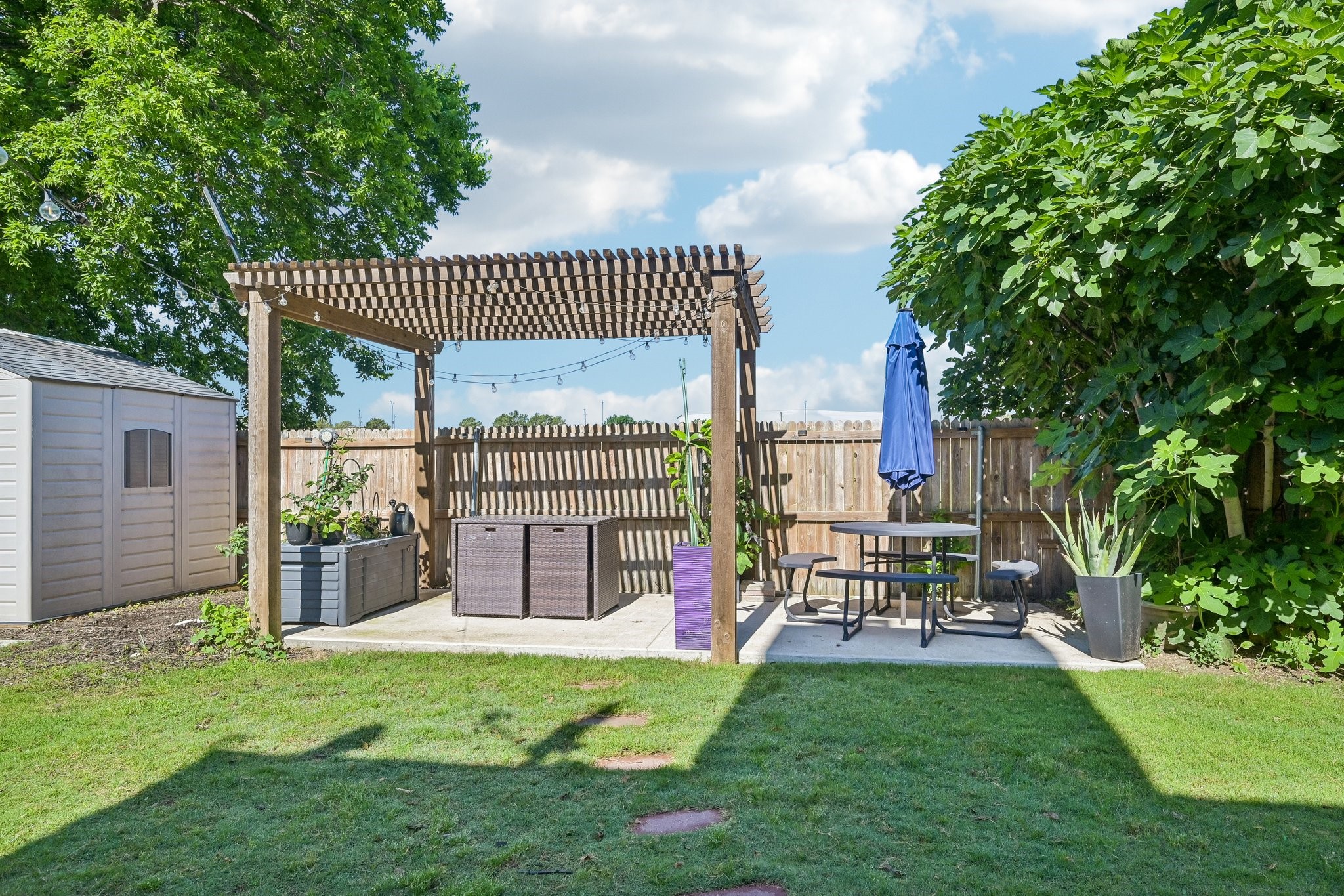 5100 Redwater Drive Arlington TX 76018