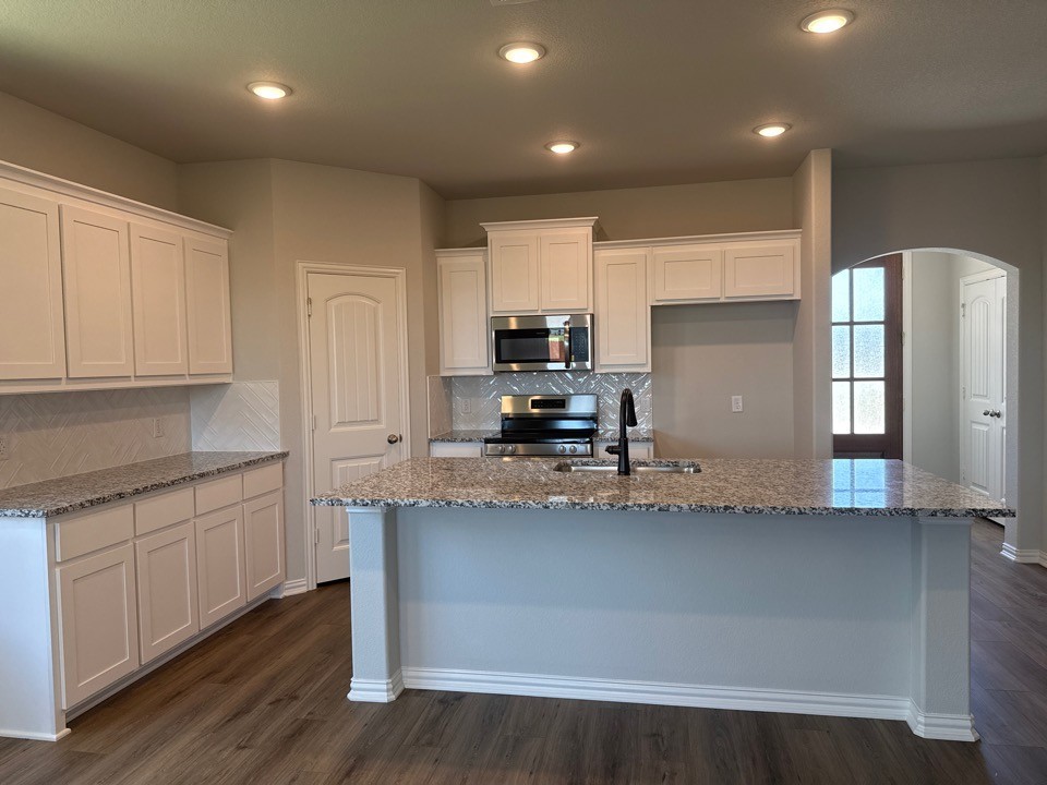 1329 Frio Drive Springtown TX 76082