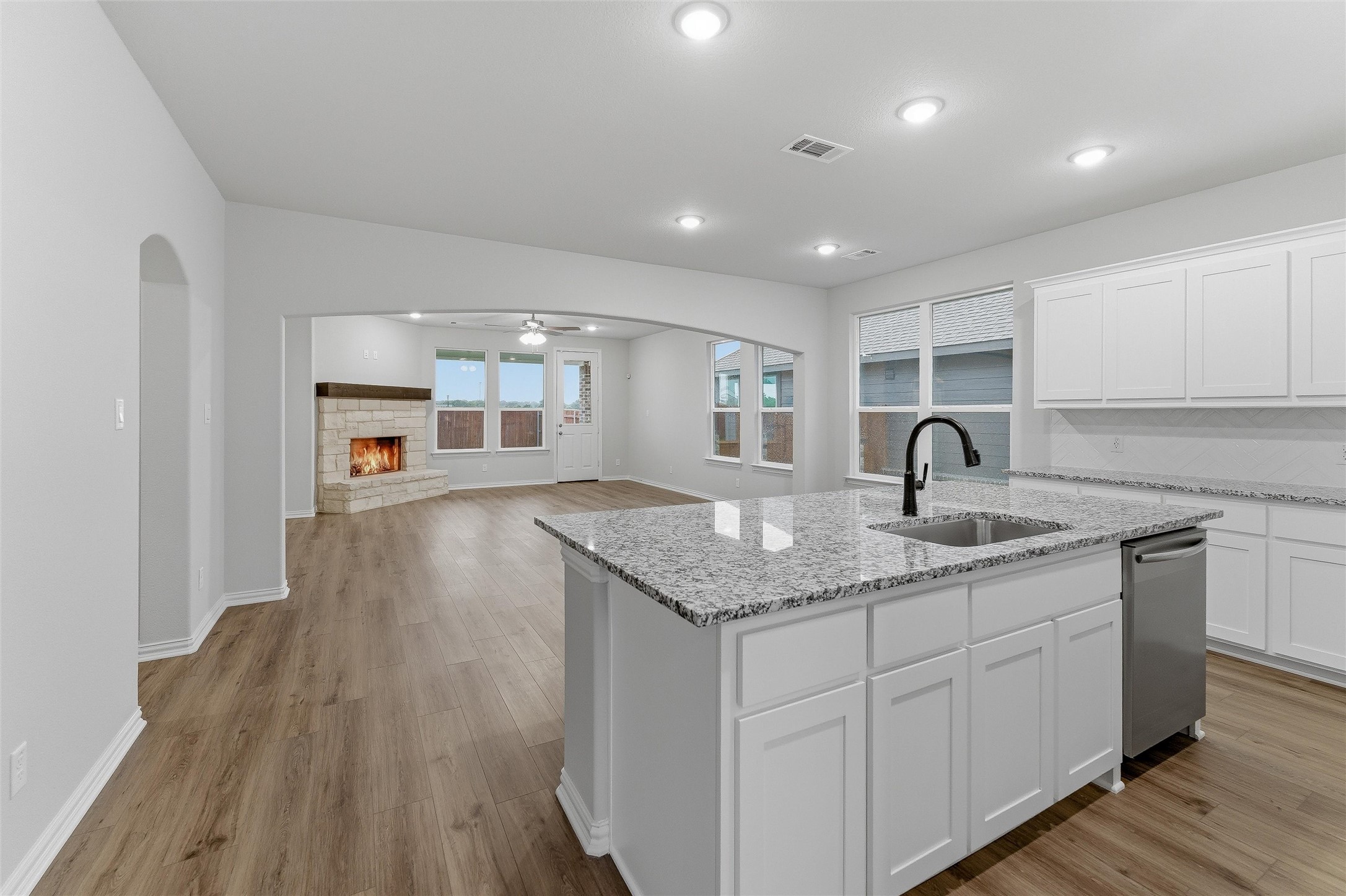 1329 Frio Drive Springtown TX 76082