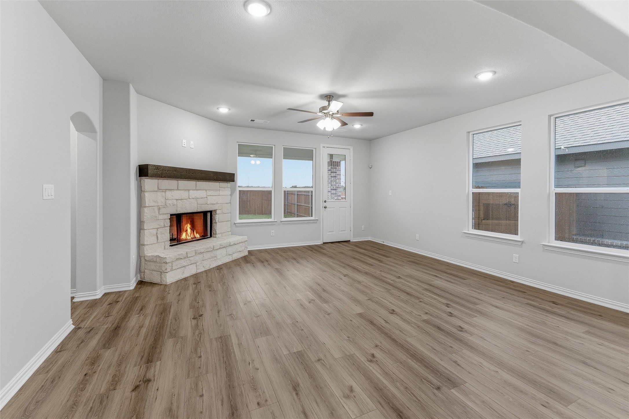 1329 Frio Drive Springtown TX 76082