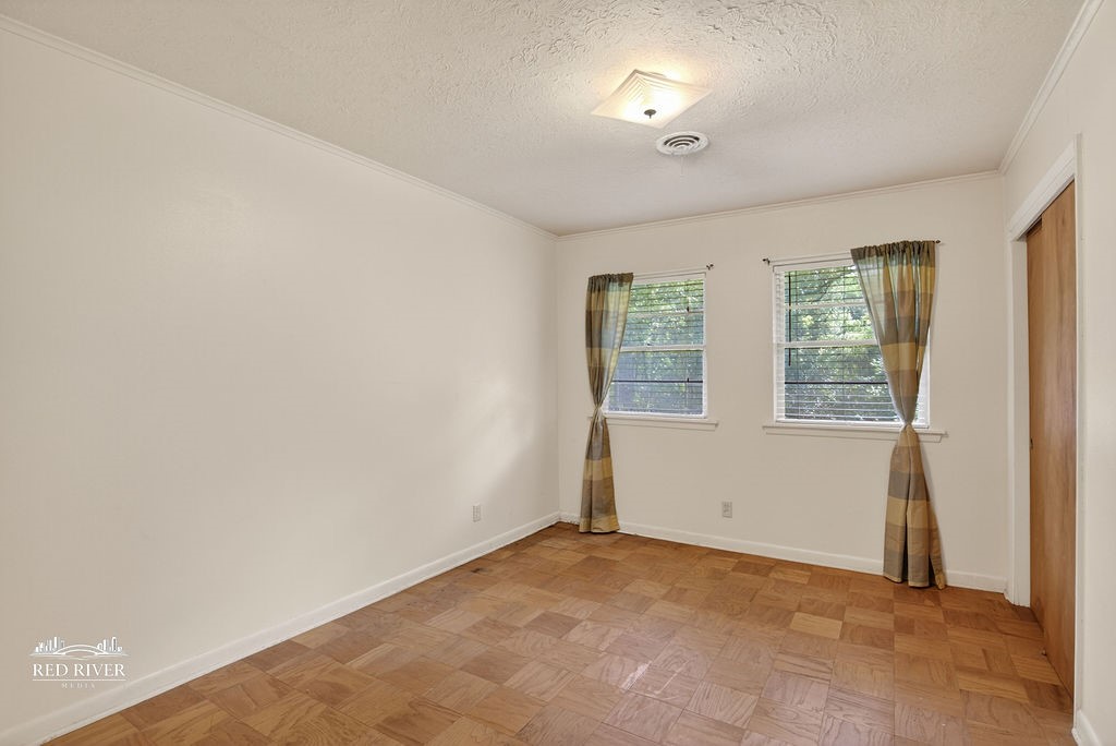 37 Lake Forest Shreveport LA 71109
