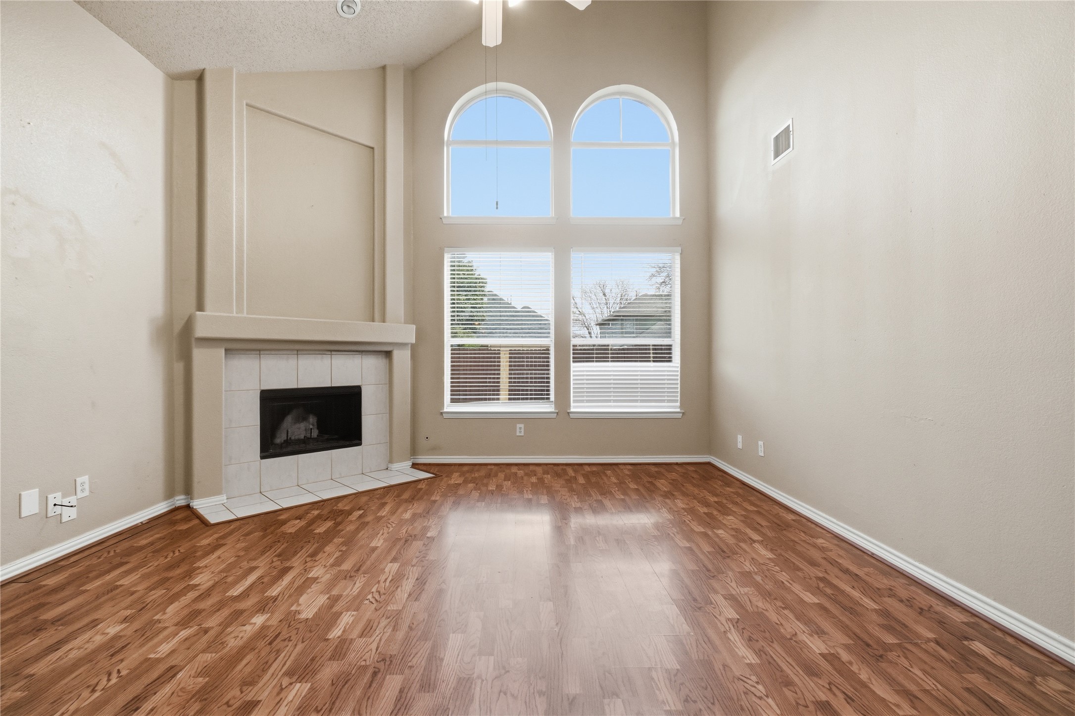 2306 Valley Creek Drive Garland TX 75040