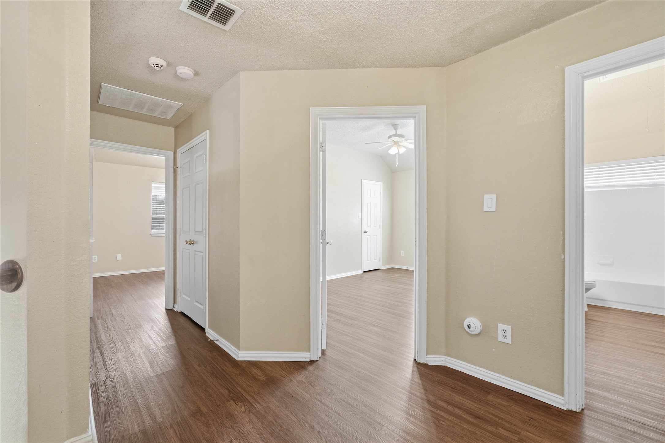 2306 Valley Creek Drive Garland TX 75040