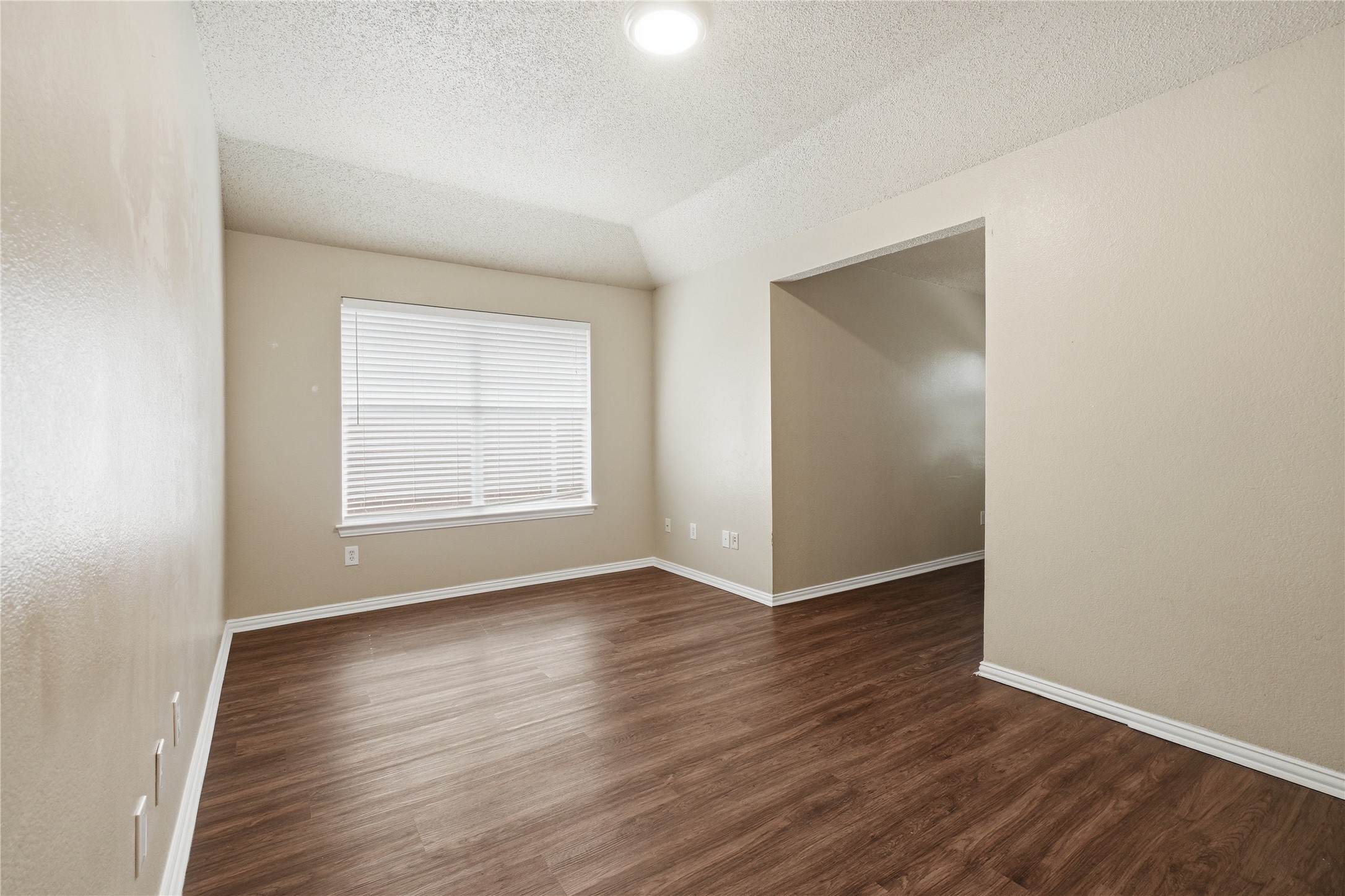 2306 Valley Creek Drive Garland TX 75040