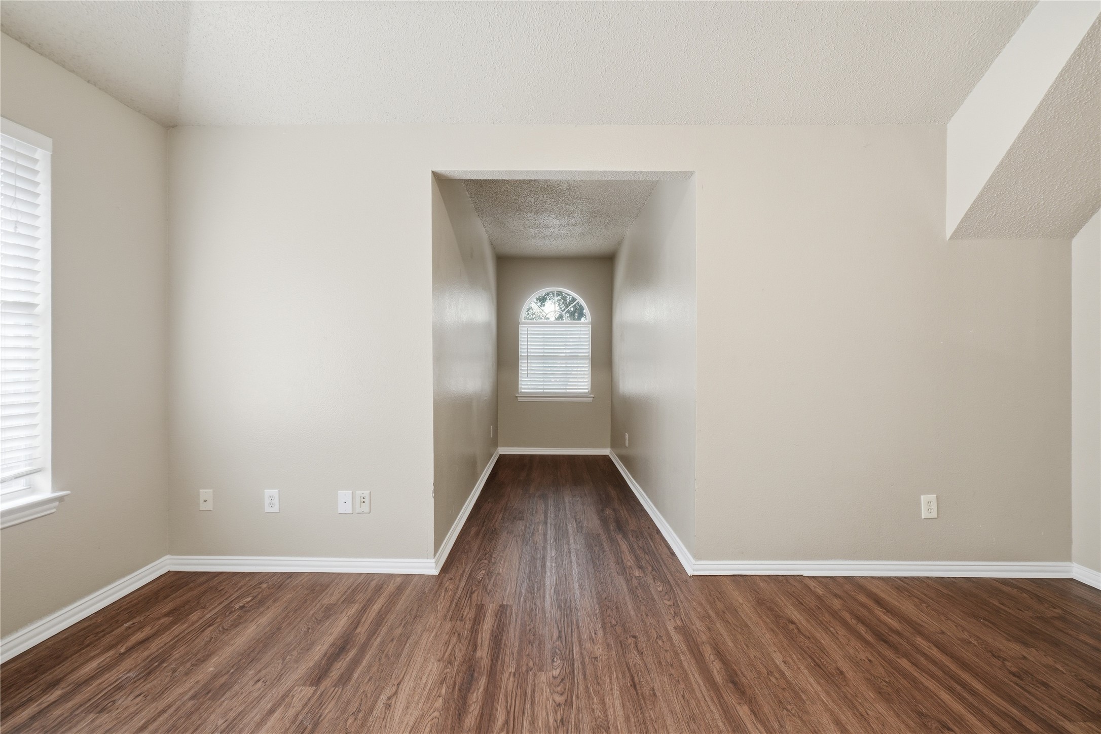 2306 Valley Creek Drive Garland TX 75040