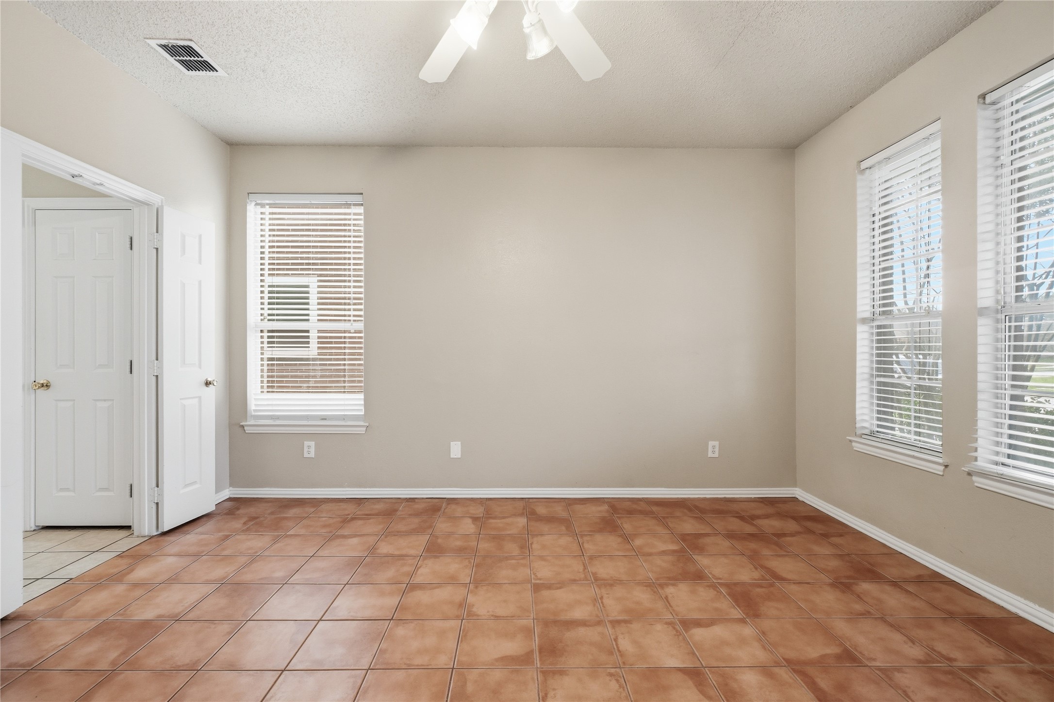 2306 Valley Creek Drive Garland TX 75040