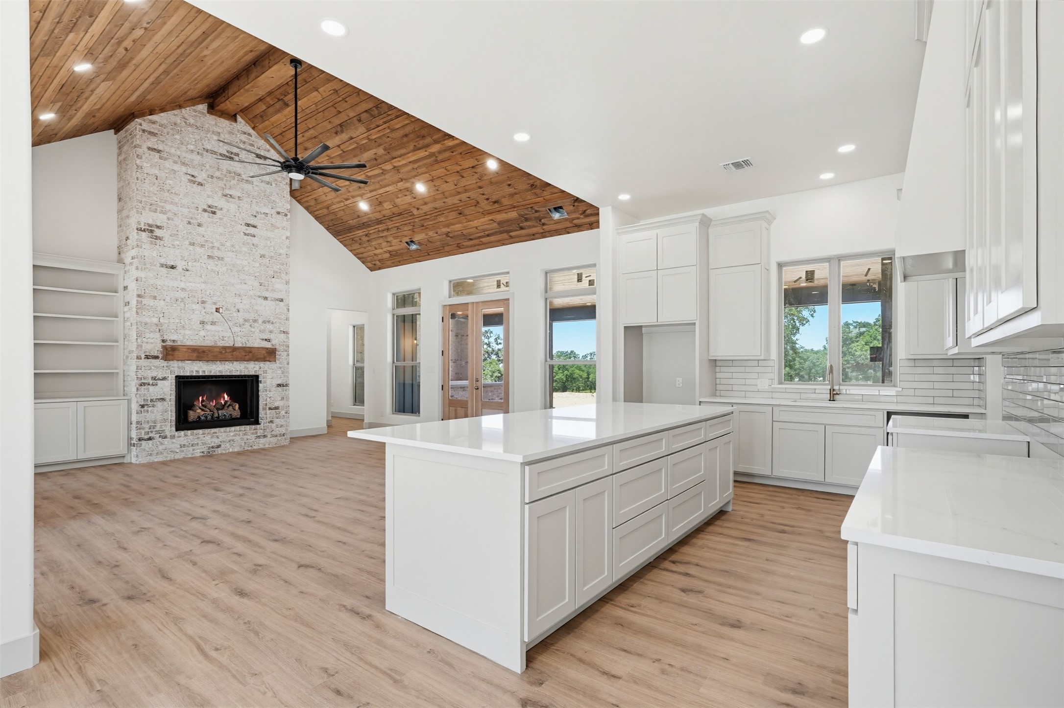1071 Vh Ranch Road Poolville TX 76487
