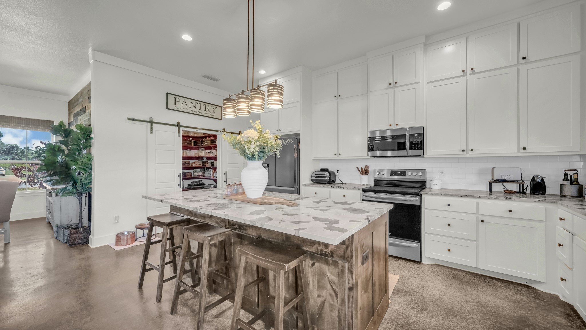 1000 Latigo Lane Millsap TX 76066