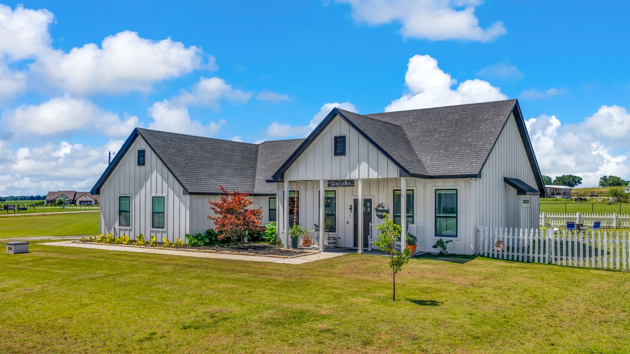 1000 Latigo Lane Millsap TX 76066
