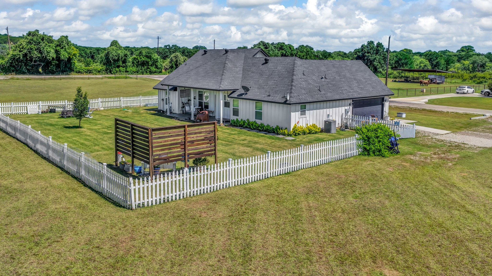 1000 Latigo Lane Millsap TX 76066