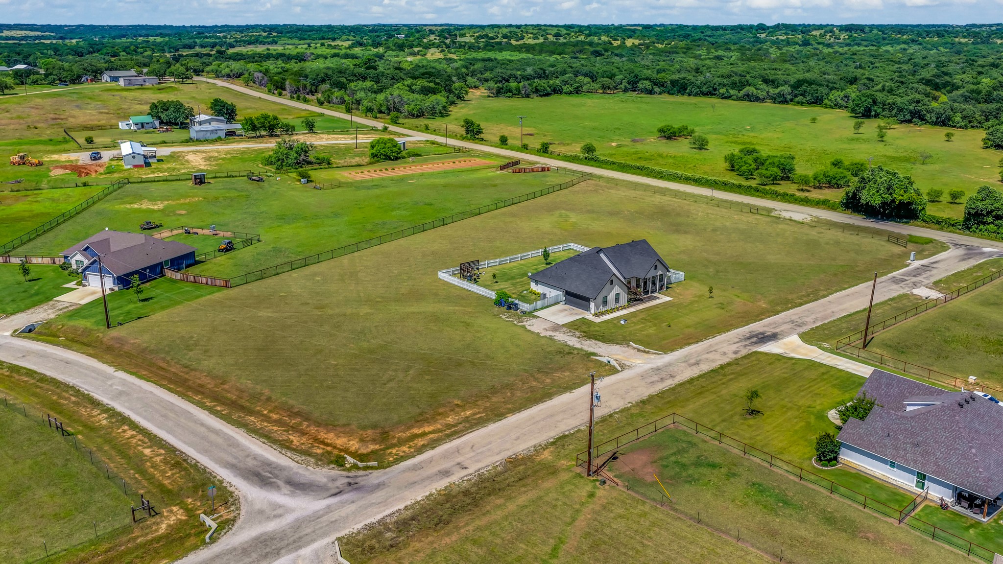 1000 Latigo Lane Millsap TX 76066