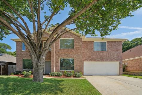 916 Chancellorsville Parkway Grand Prairie TX 75052