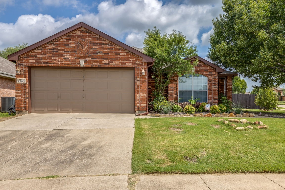 9300 Newport Lane Mckinney TX 75071