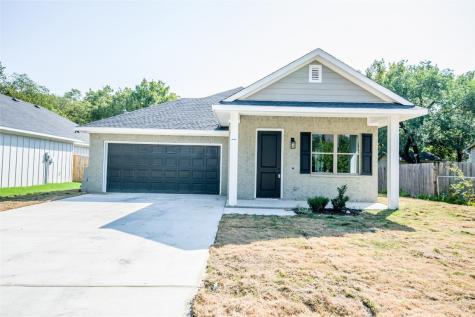 216 Rousseau Street Waxahachie TX 75165