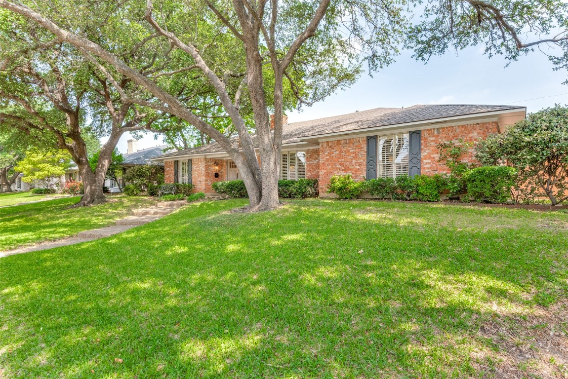 6233 Glennox Lane Dallas TX 75214