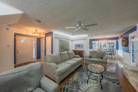 2003 Edgebrook Court Arlington TX 76015