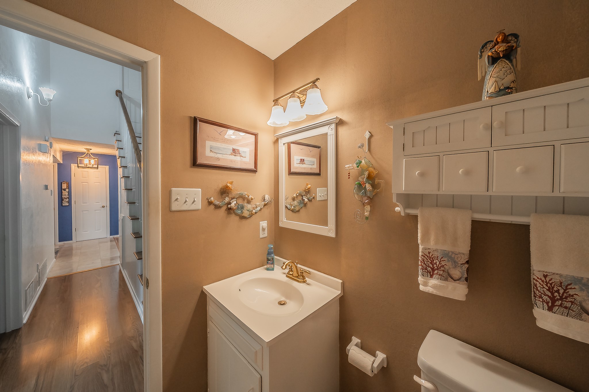 2003 Edgebrook Court Arlington TX 76015