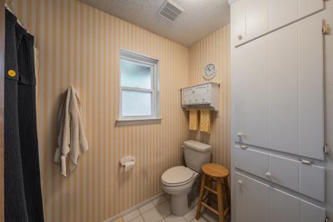 2003 Edgebrook Court Arlington TX 76015
