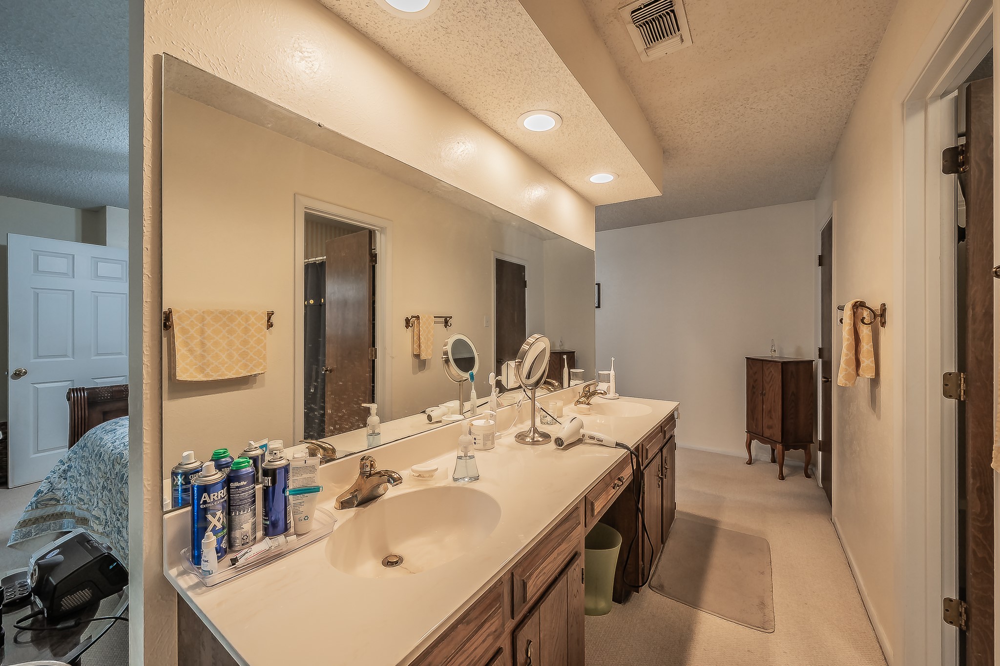 2003 Edgebrook Court Arlington TX 76015
